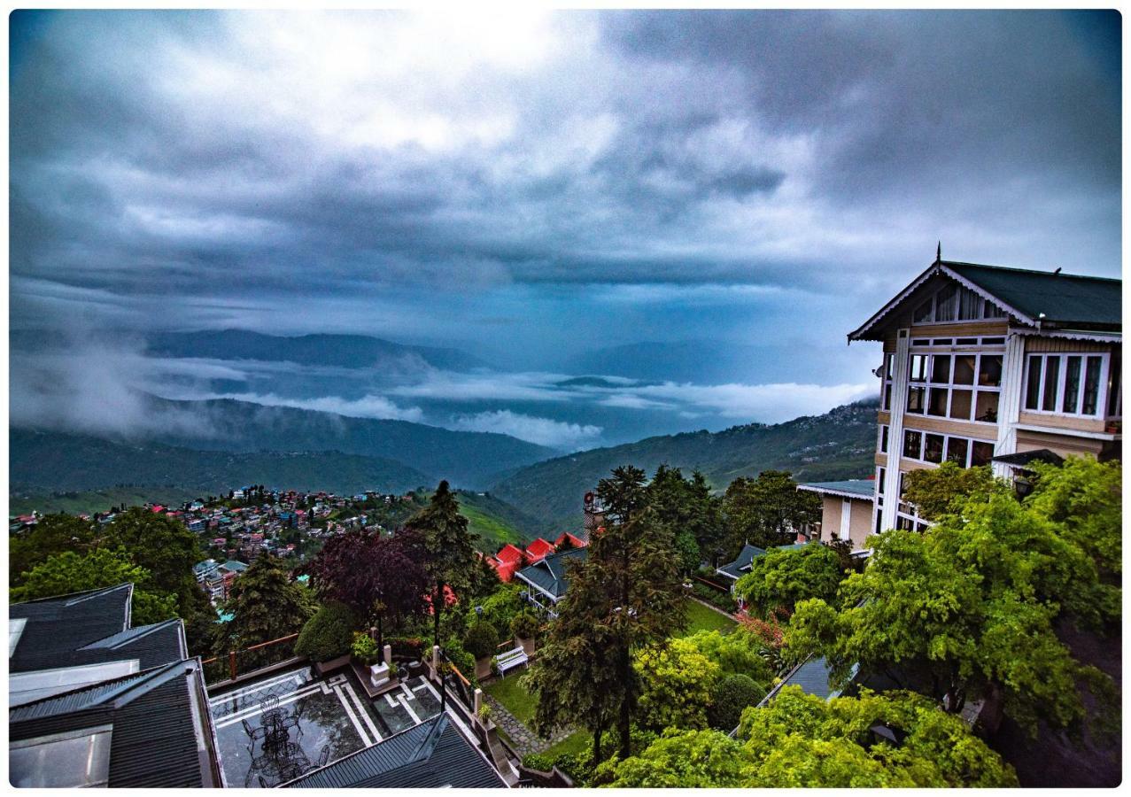 Cedar Inn Darjeeling  Bagian luar foto