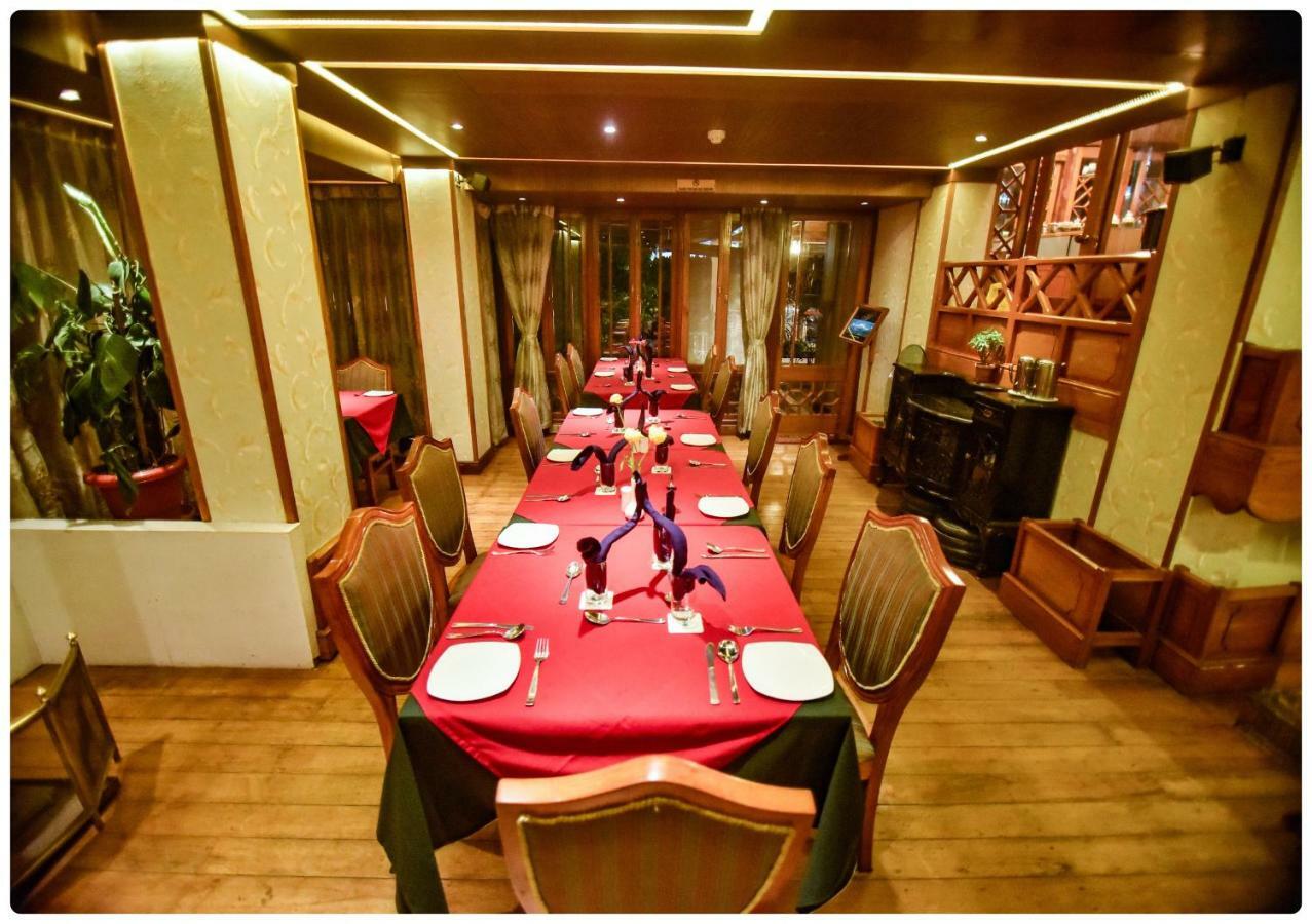 Cedar Inn Darjeeling  Bagian luar foto