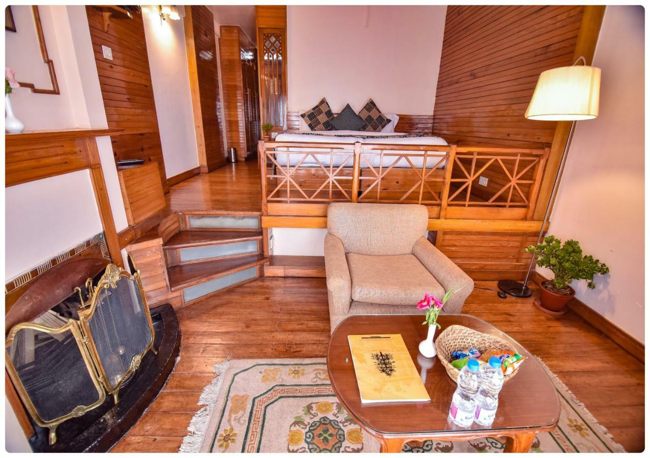 Cedar Inn Darjeeling  Bagian luar foto