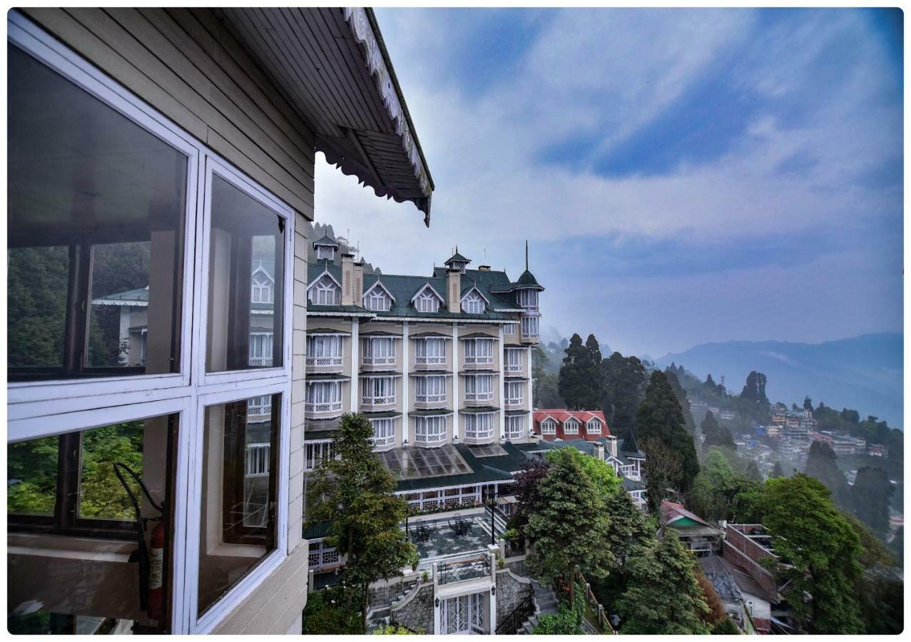 Cedar Inn Darjeeling  Bagian luar foto