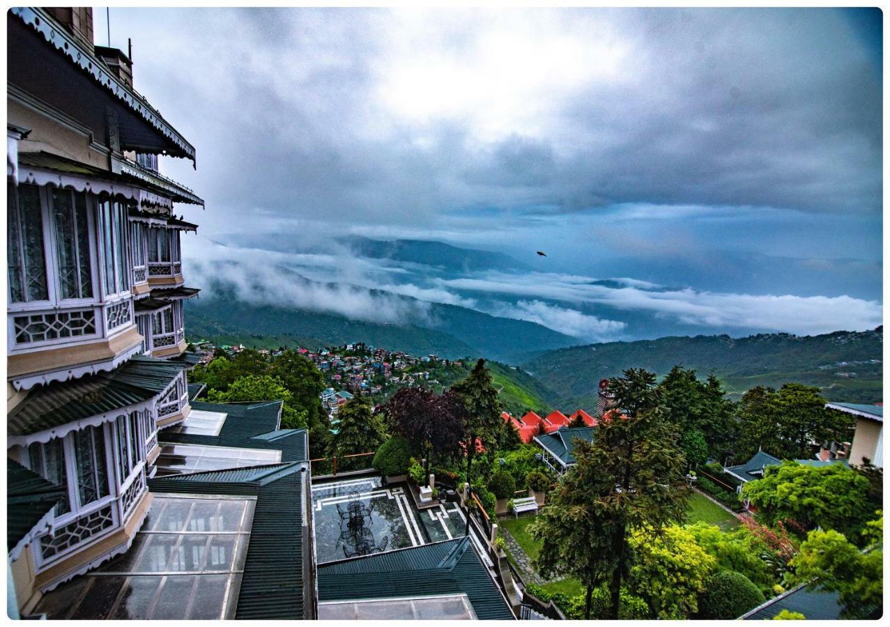 Cedar Inn Darjeeling  Bagian luar foto