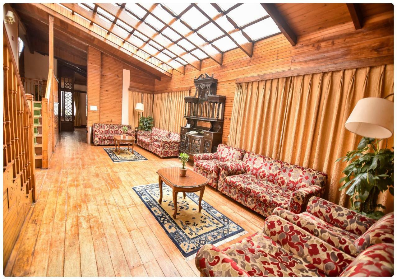 Cedar Inn Darjeeling  Bagian luar foto