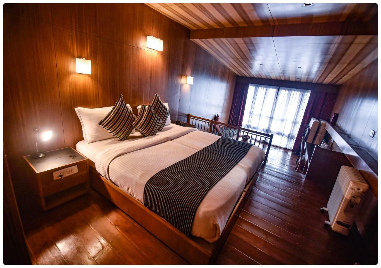 Cedar Inn Darjeeling  Bagian luar foto