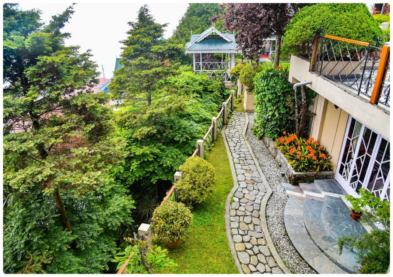 Cedar Inn Darjeeling  Bagian luar foto