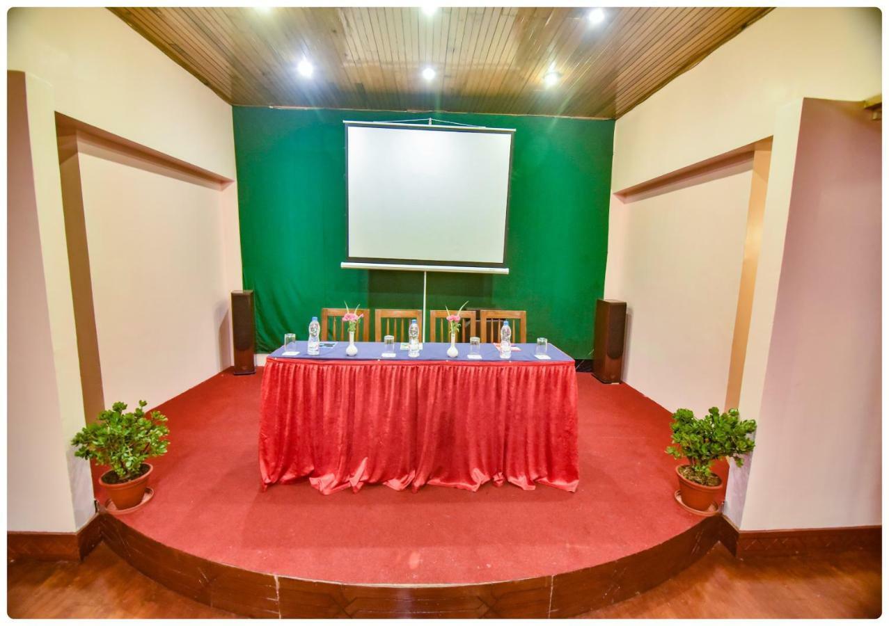 Cedar Inn Darjeeling  Bagian luar foto